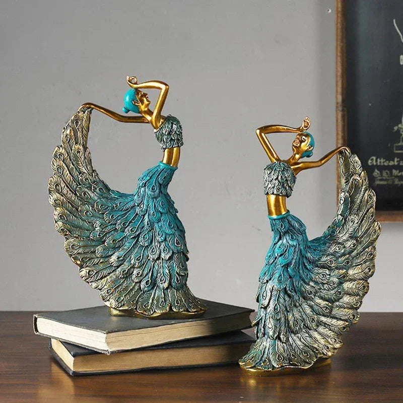 SAAKAR Resin Retro Peacock Dancer Statue Figurines for Interior Figure Decorations Home Living Room Desktop Objects Collections