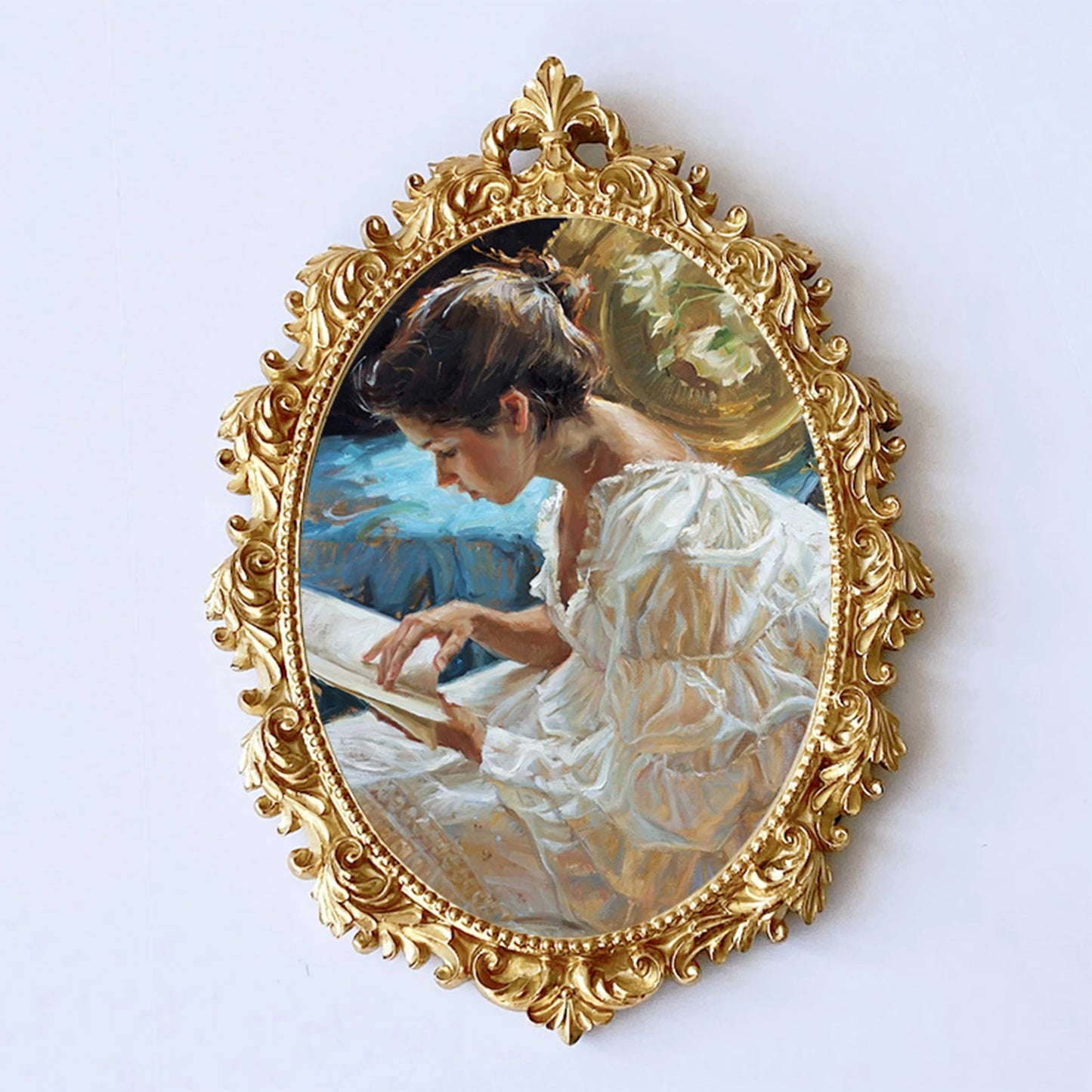 Picture Frame Antique Style Floral Embossed Frame Baroque Photo Frame for Home Office Living Room Hallway Decoration